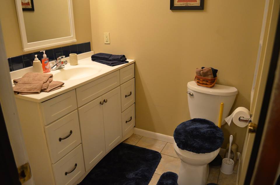 apartment_bathroom1