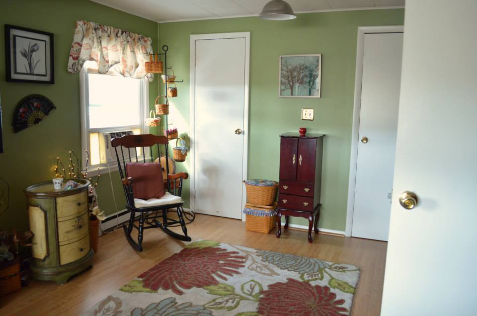 downstairs_master_room